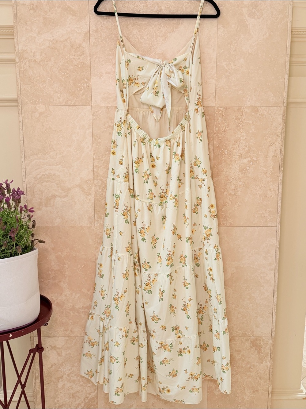 Cream Yellow Floral Open Back Tiered Maxi Dress Cottagecore L NWT - Picture 2 of 8
